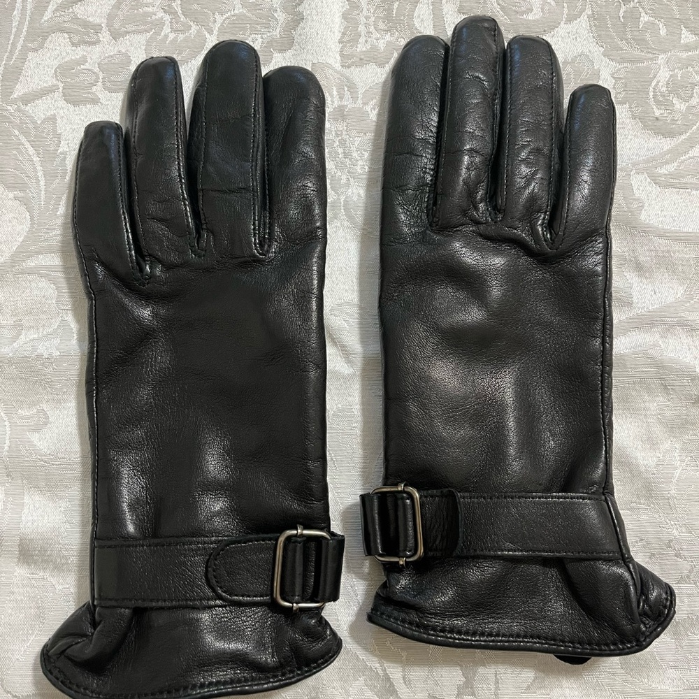 Women’s Black Leather Gloves (Grandoe Brand) Large Size, one pair